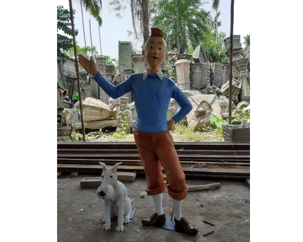 tintin statue